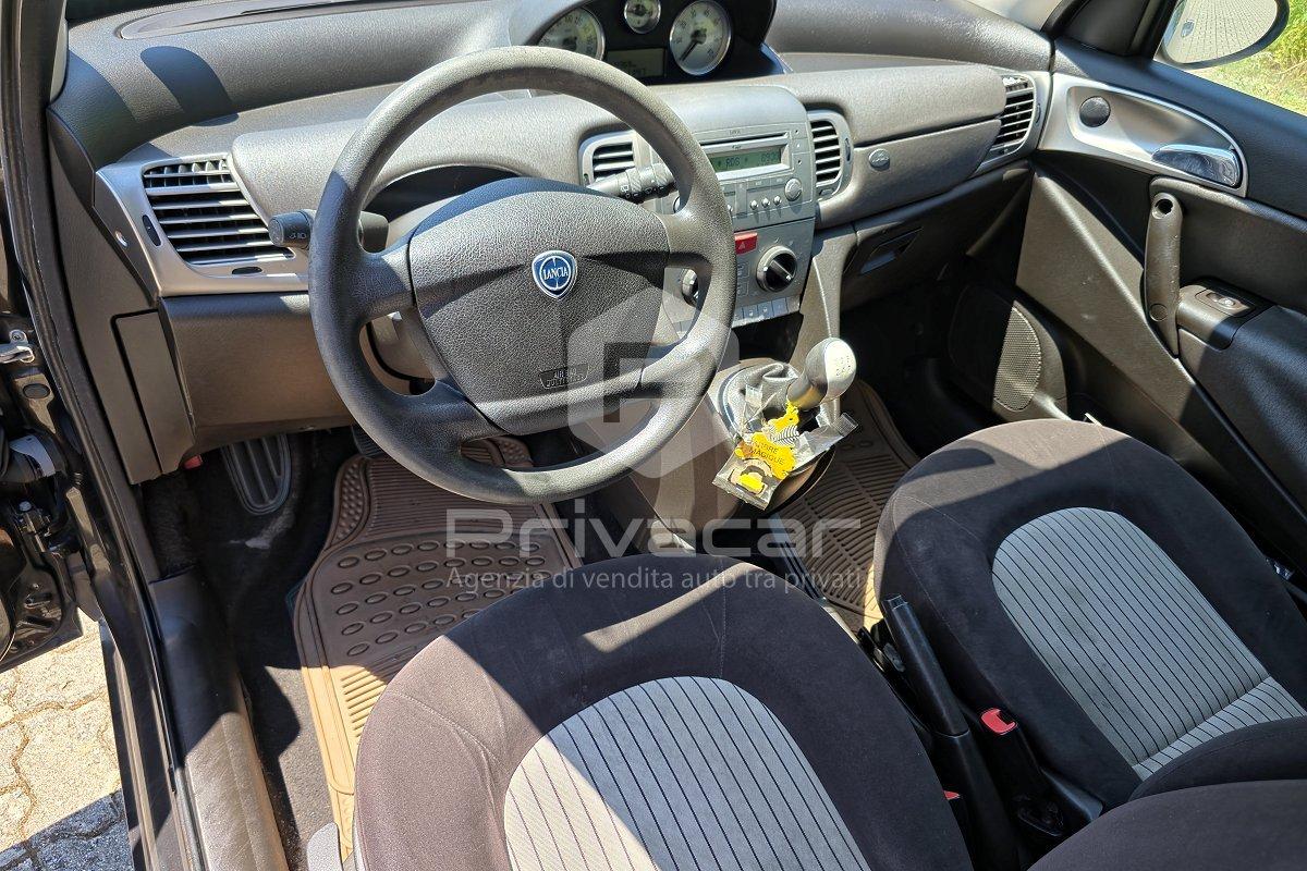 LANCIA Ypsilon 1.3 MJT 75 CV Oro