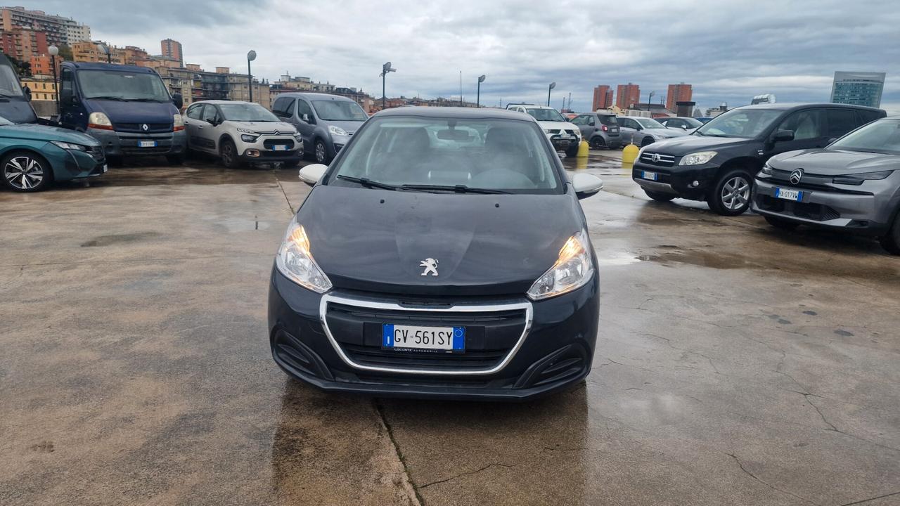 Peugeot 208 PureTech 82 5 porte Allure