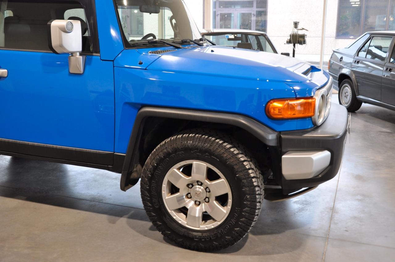 Toyota FJ Cruiser 4 WD