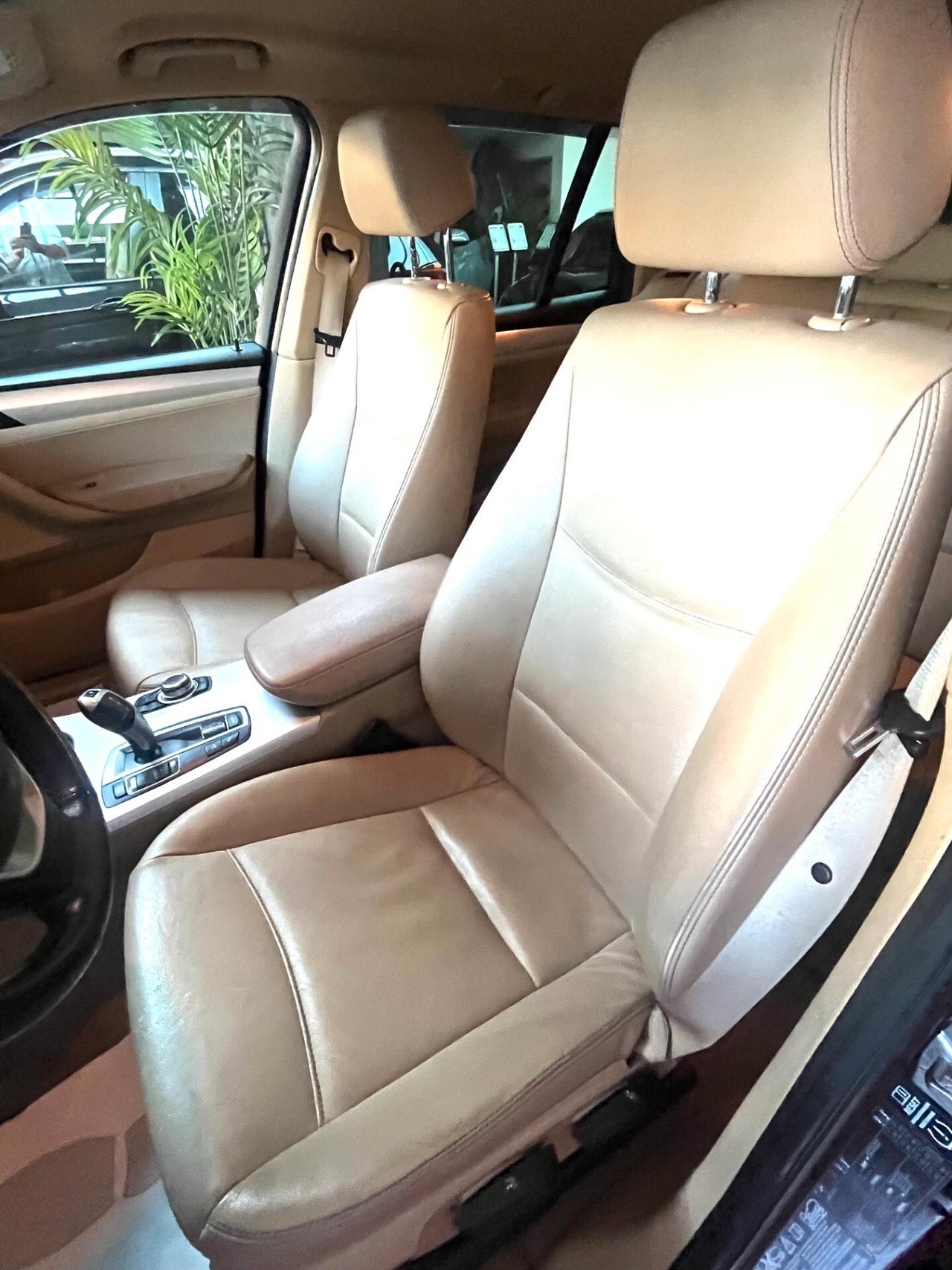 BMW X1 X-drive 184 CV BUSSINES PELLE AUTOMATICO NAVI