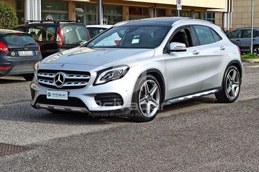 MERCEDES GLA 200 d Automatic Premium