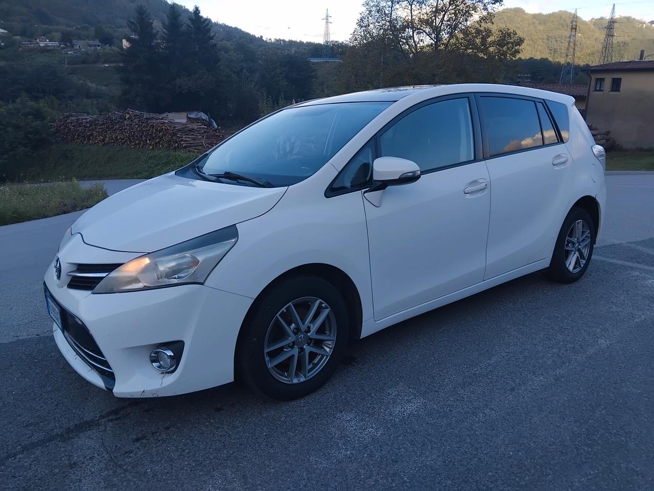 Toyota Verso 1.6 D-4D Business
