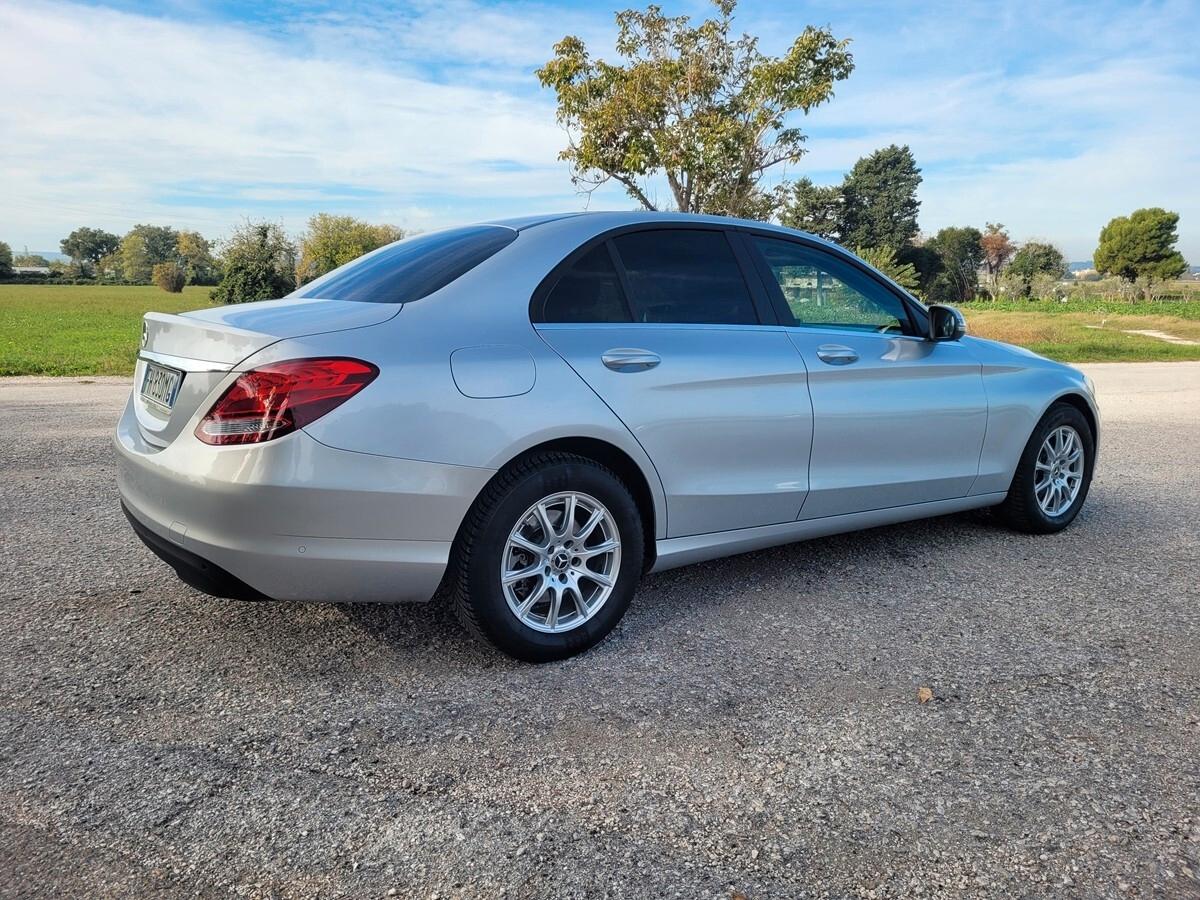 Mercedes-benz C 180 d Auto Business