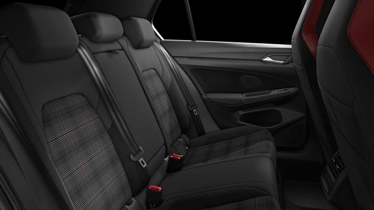 VW Golf 8 GTI 2.0 TSI DSG | HARMAN KARDON - TETTO - ACC - 2024 iva esposta