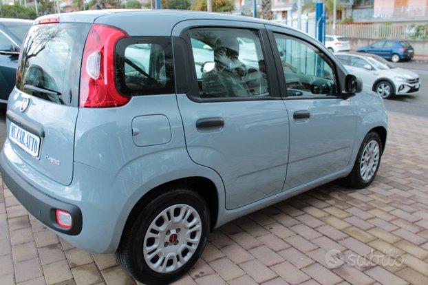 Fiat Panda 1.0 69cv firefly hybrid