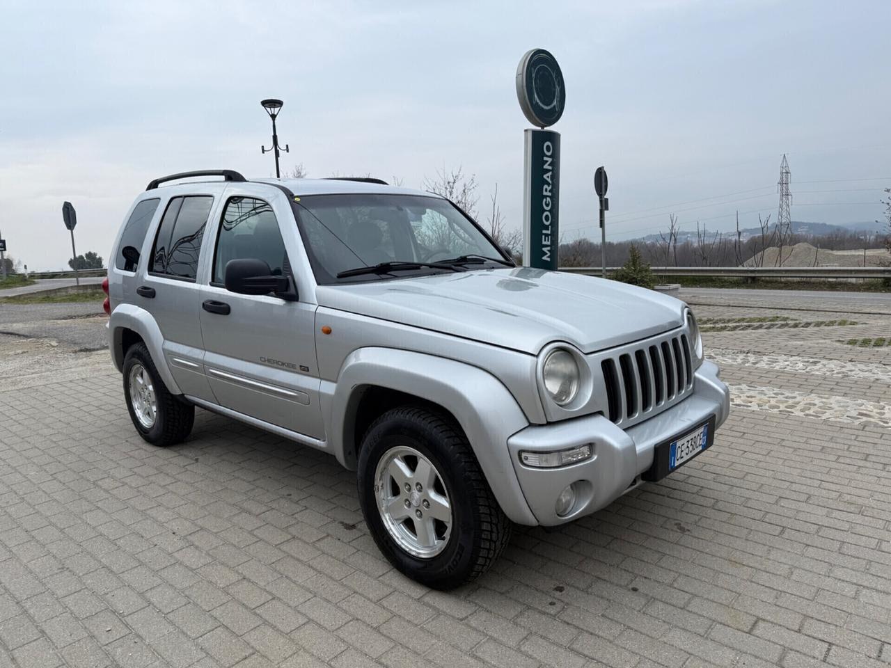Jeep Cherokee 2.8 CRD Limited gancio traino