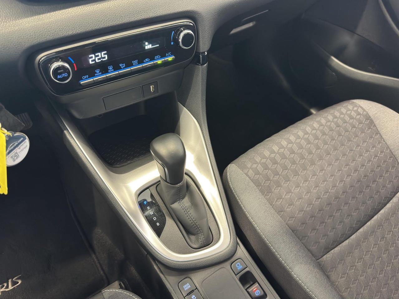 Toyota Yaris 1.5h Active