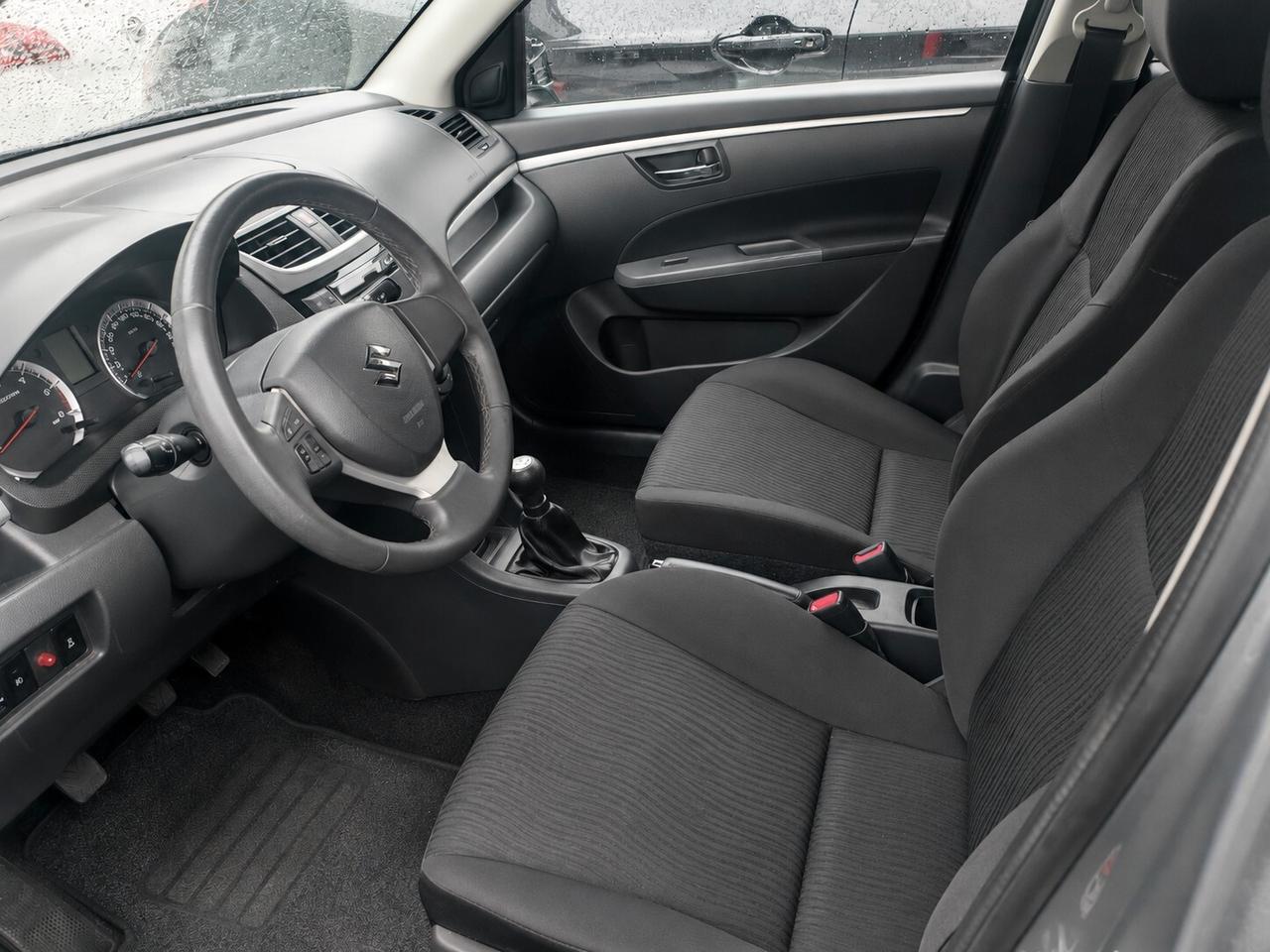 Suzuki Swift 1.3 DDiS Incidentata KM 53.000