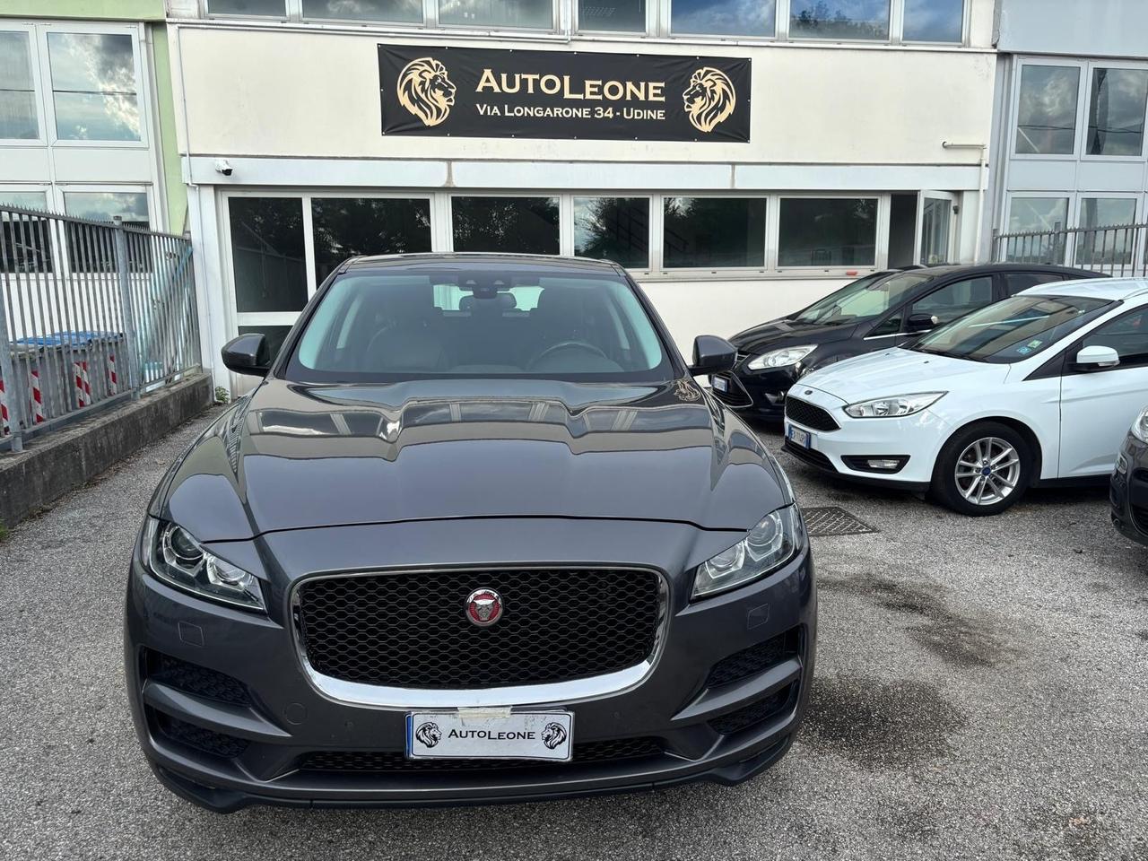 Jaguar F-Pace 2.0 D 180 CV Pure