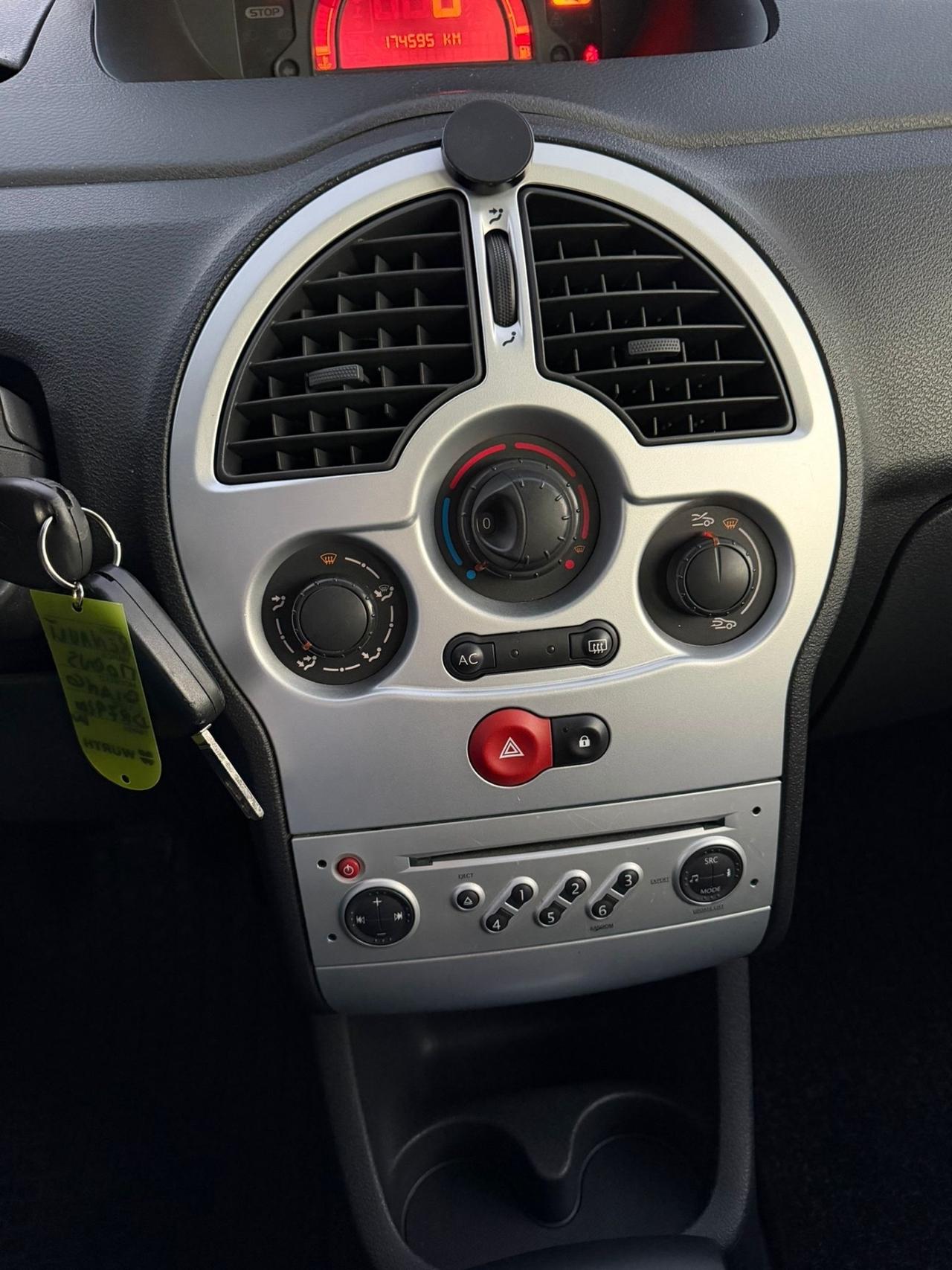 Renault Modus 1.5 dCi 85CV Dynamique-Neopatentati