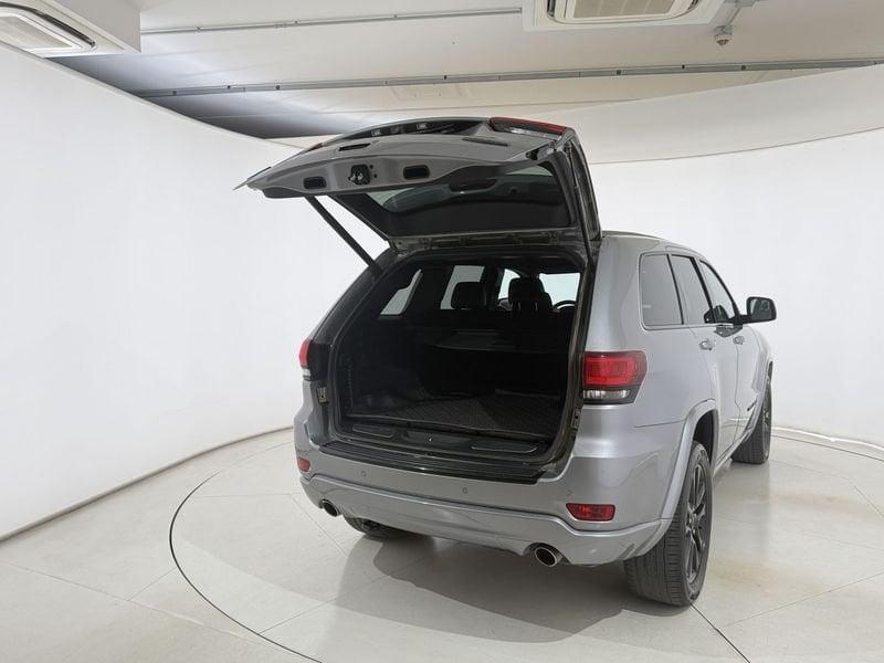 Jeep Grand Cherokee 3.0 V6 CRD 184kW Night Eagle