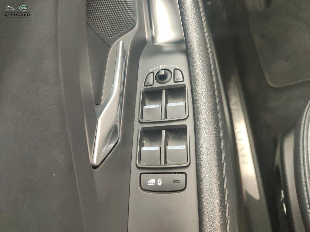 JAGUAR E-Pace (X540) - E-Pace 2.0D I4 163 CV AWD Auto S