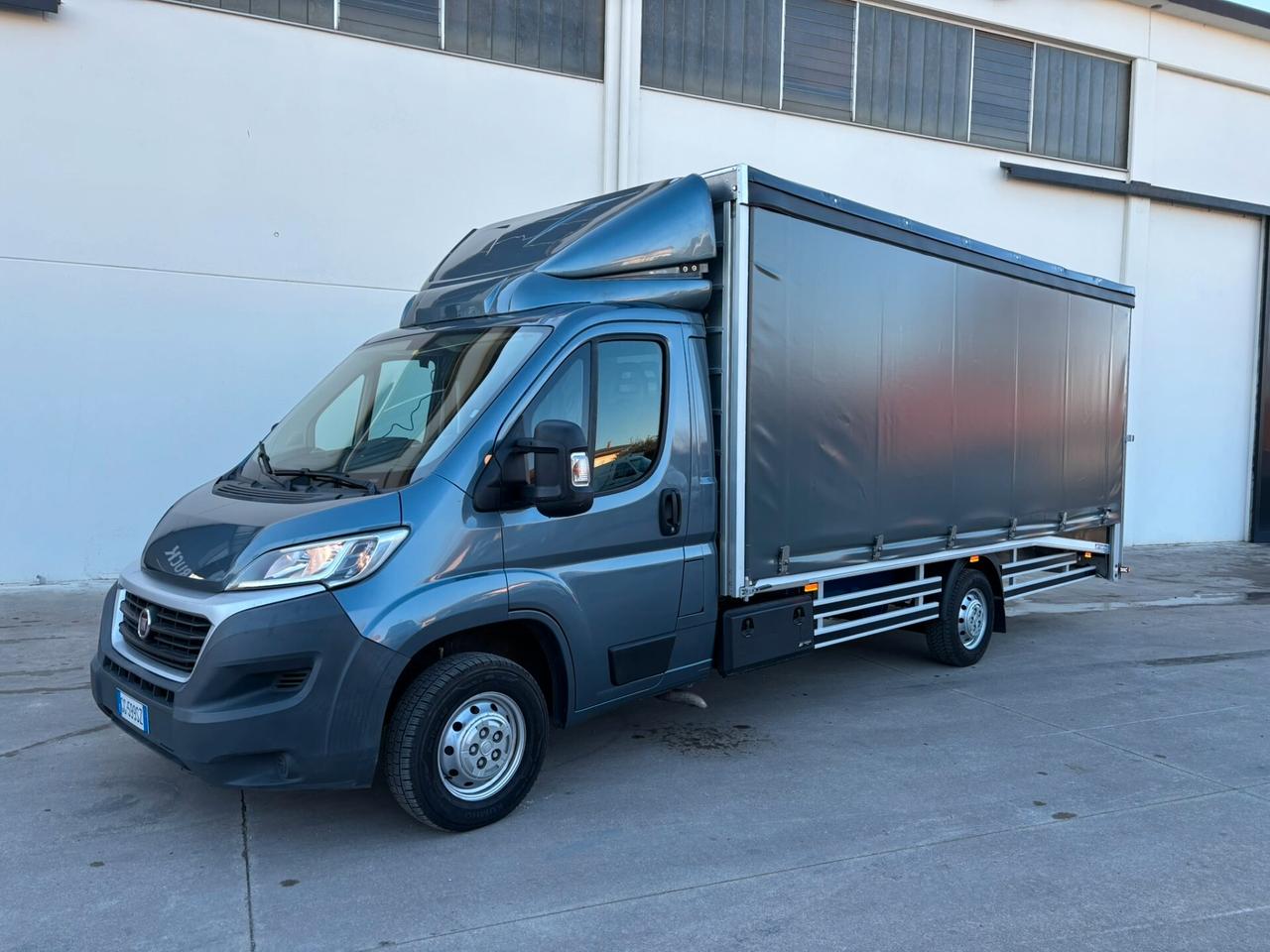 Allestimento trasporto auto coperto carroattrezzi