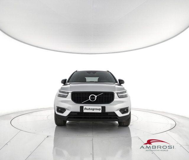 VOLVO XC40 B4 AWD Geartronic R-design