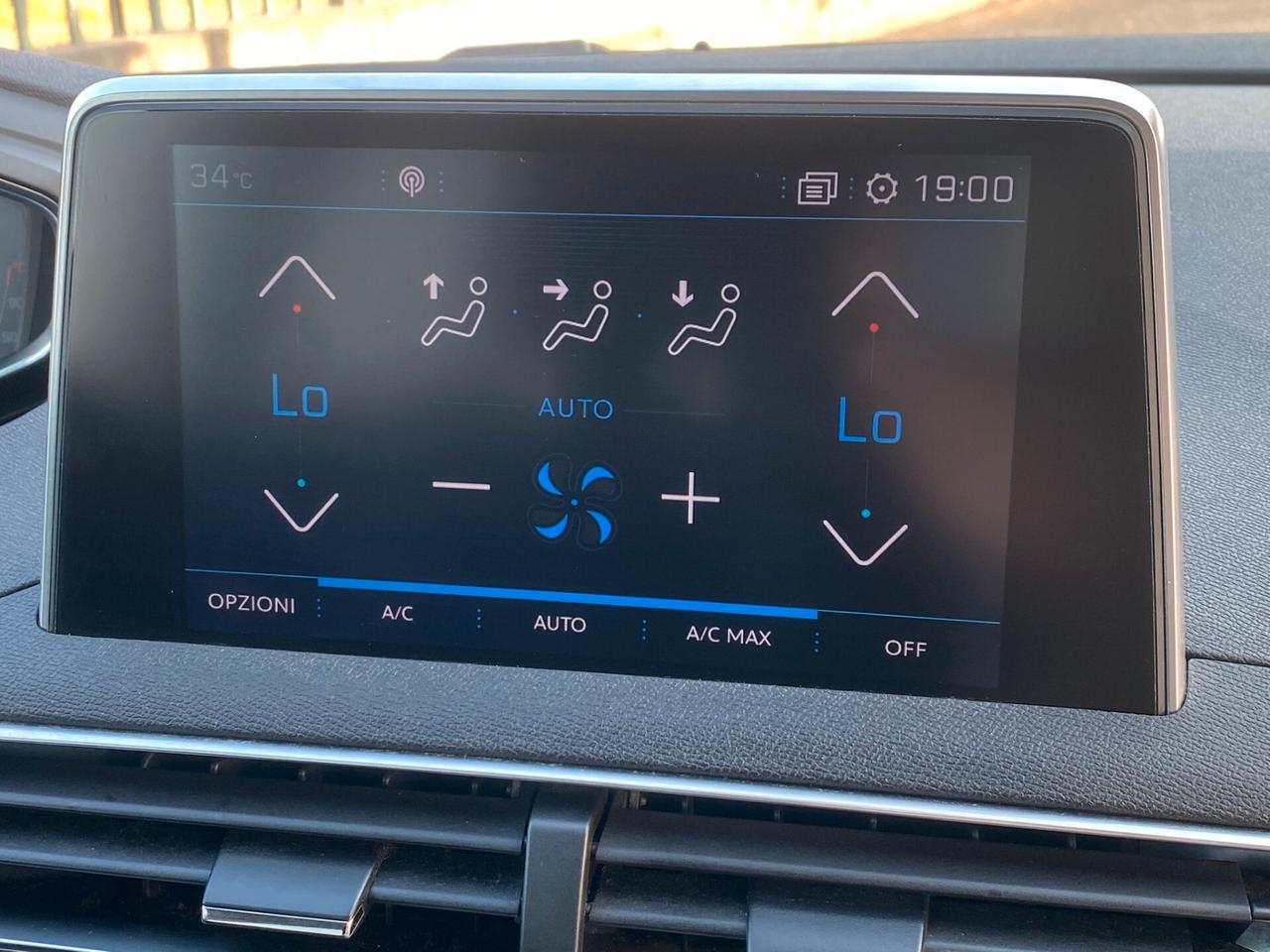 Peugeot 5008 1.6 BlueHDi 120 S&S Business Mix