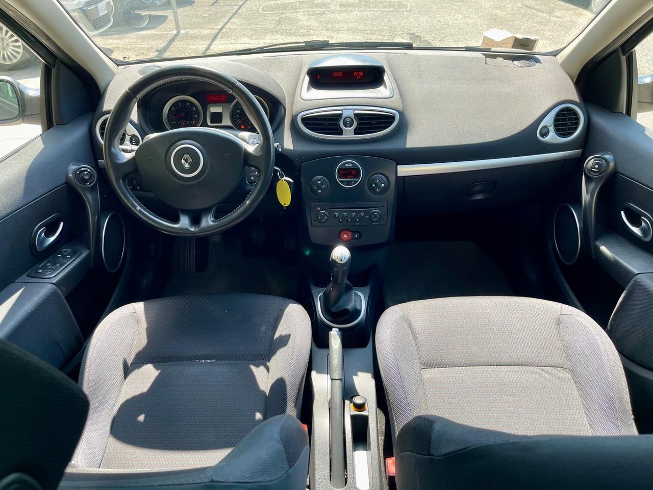 Renault Clio 1.4 72kw Luxe OK NEOPATENTATI UNIPROP