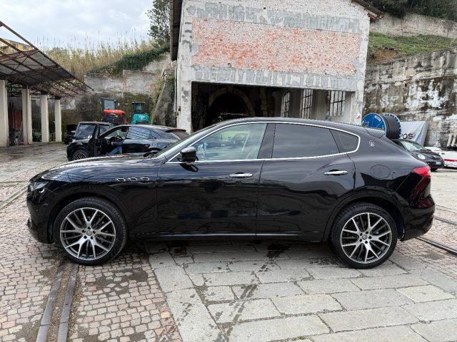 MASERATI Levante V6 Diesel 275 CV AWD