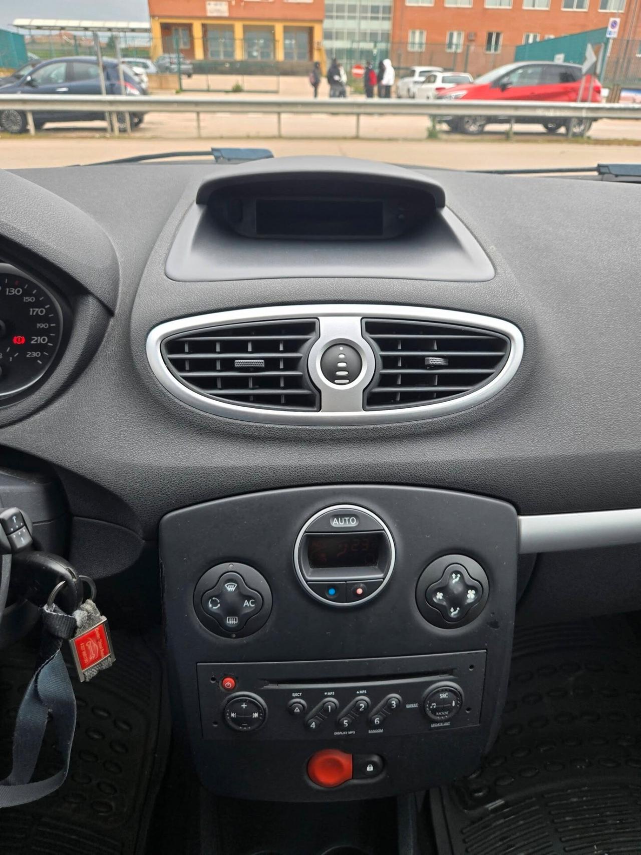 Renault Clio 1.5 dCi 70CV 5 porte Luxe