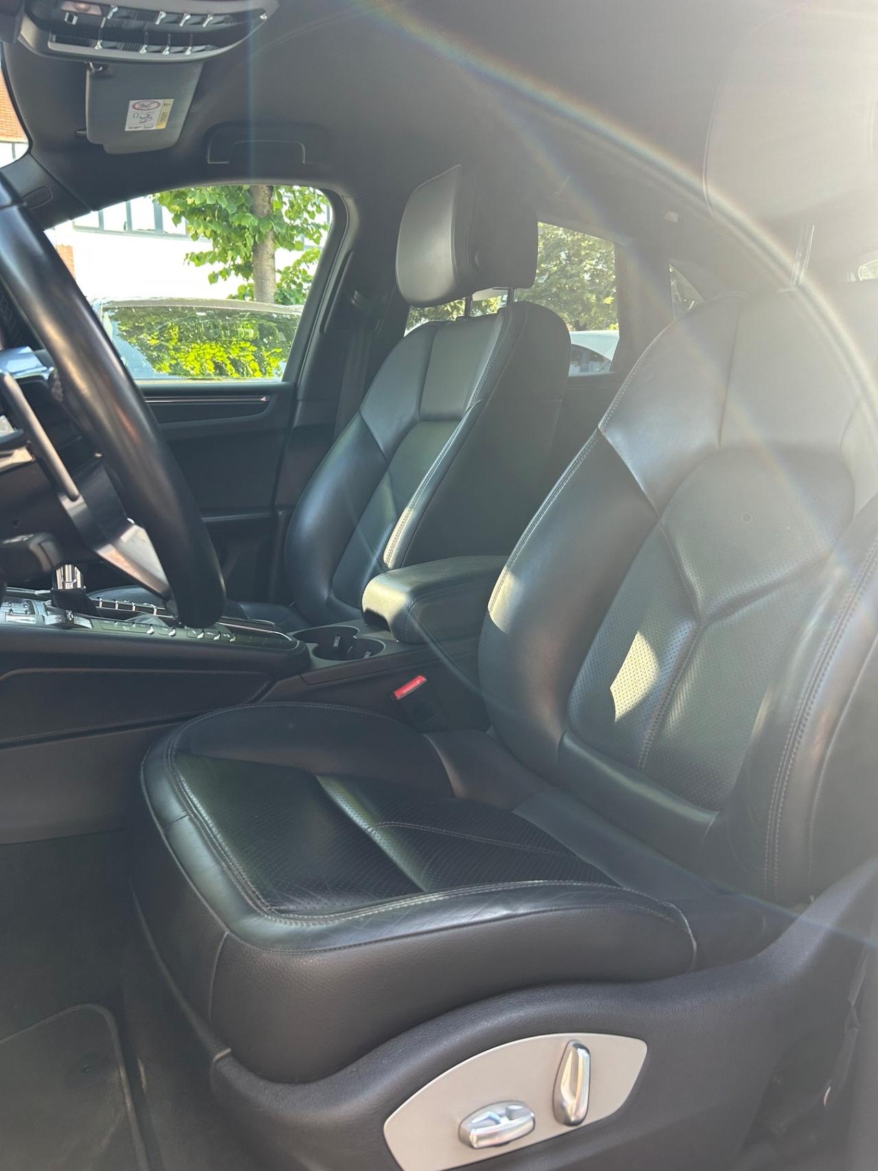 Porsche Macan 2.0 GTS