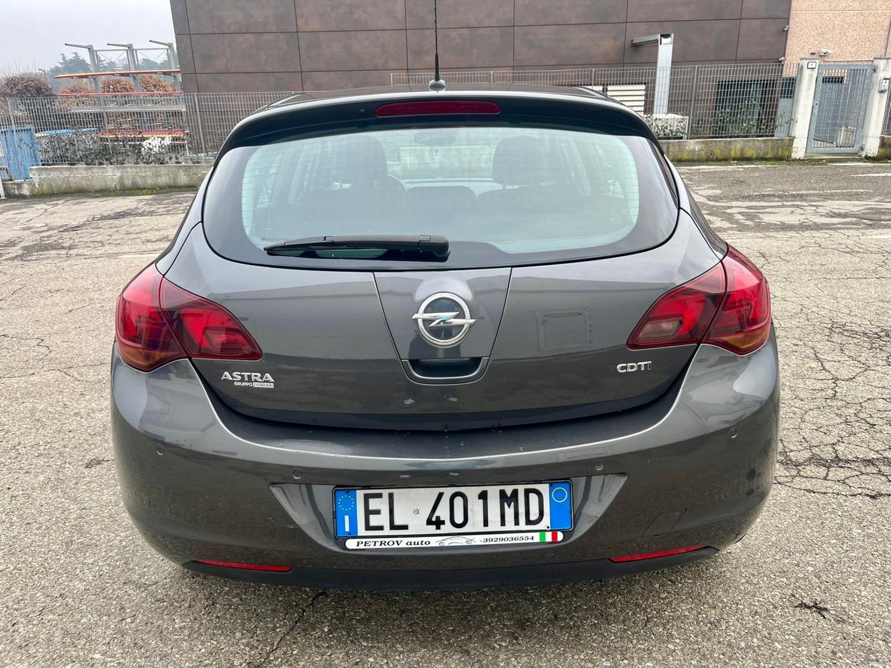 Opel Astra 1.7cdti 2011 109.000km cinghia/tagliando appena fatti