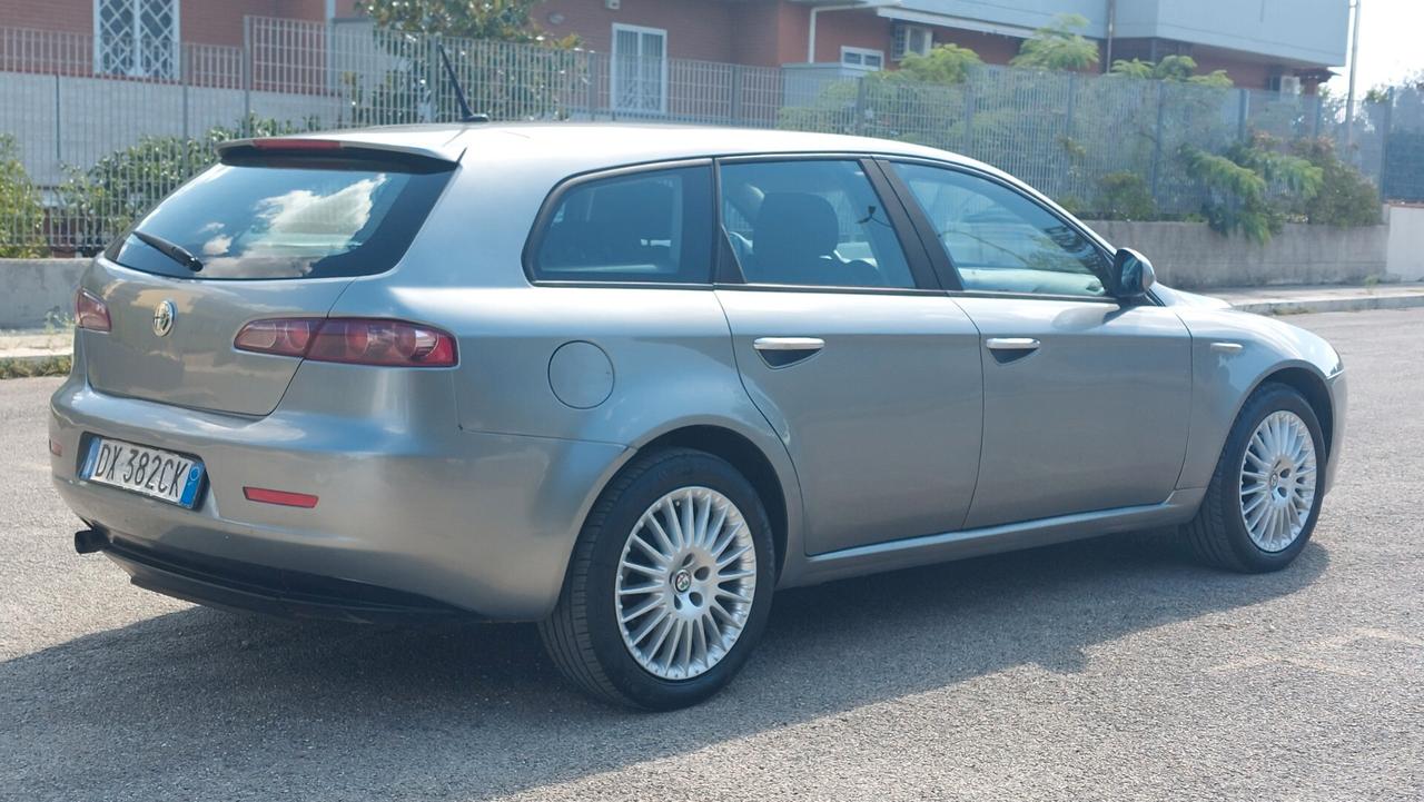 Alfa Romeo 159 1.9 JTDm 150CV Sportwagon