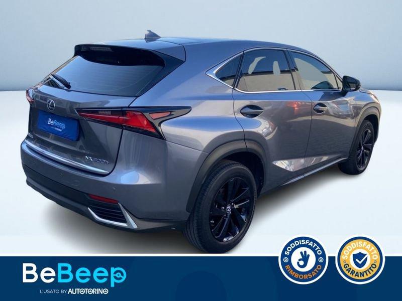 Lexus NX 300H 2.5 SPORT 4WD CVT