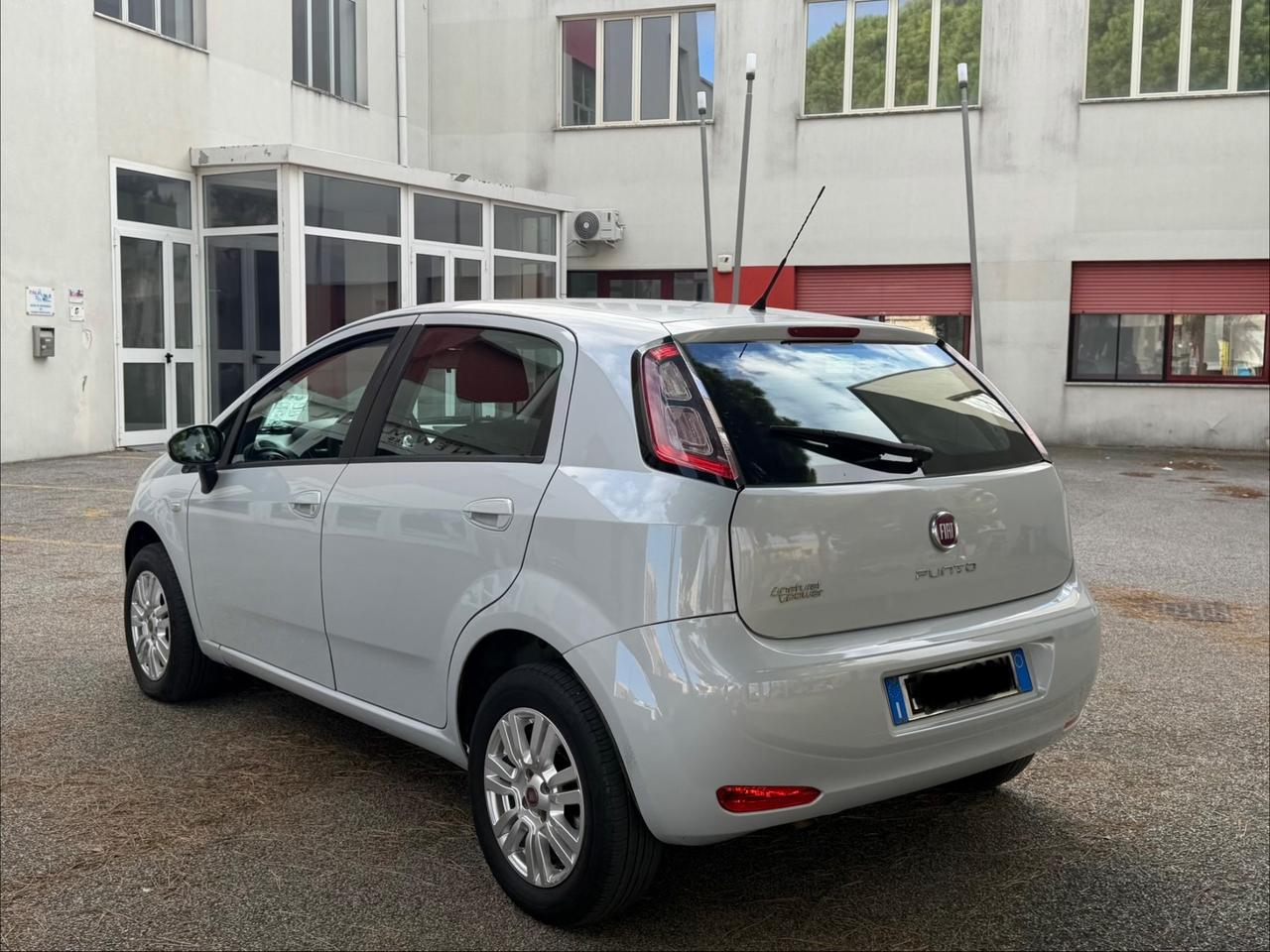 Fiat Punto 1.4 8V 5 porte Natural Power Lounge