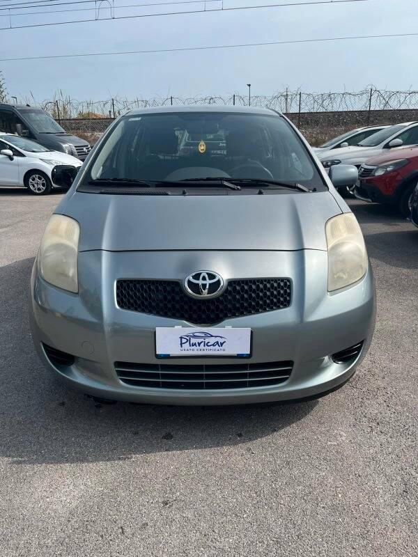 Toyota Yaris 1.0 Sol 5p