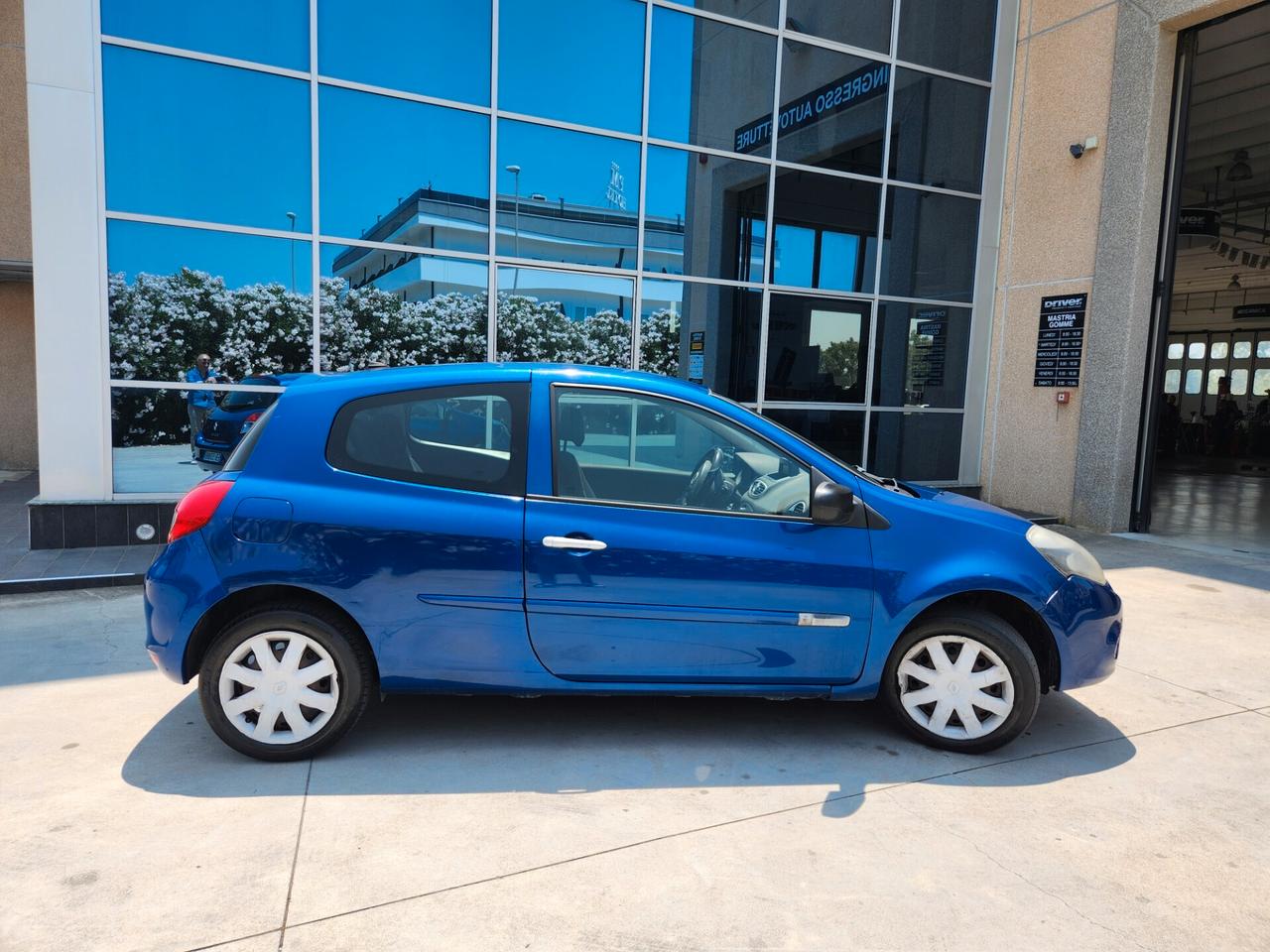 Renault Clio 1.2 16V 3 porte Dynamique
