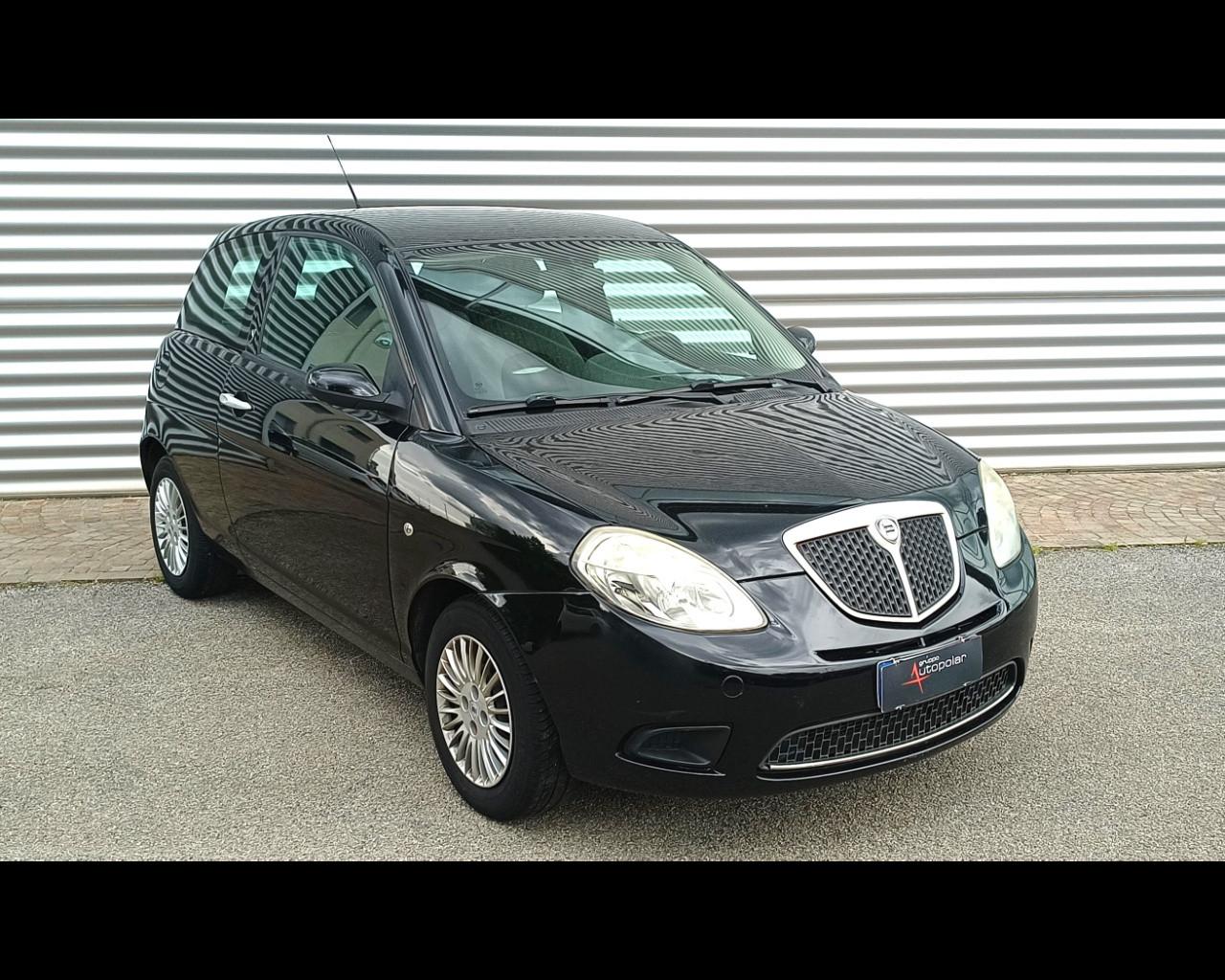 LANCIA YPSILON 1.2 8V 60CV ORO