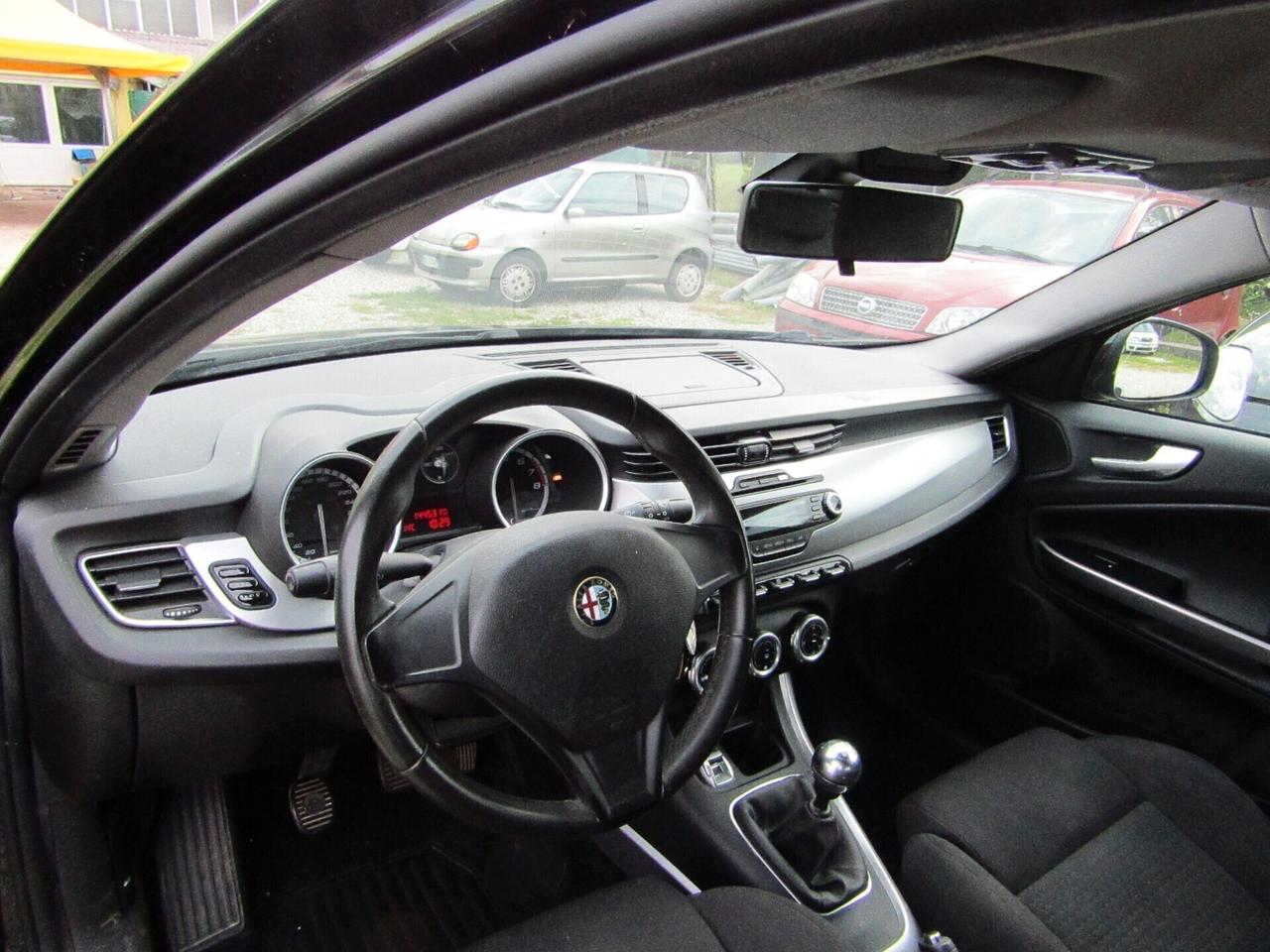 Alfa Romeo Giulietta 1.4 T. Benz.105 CV preparata