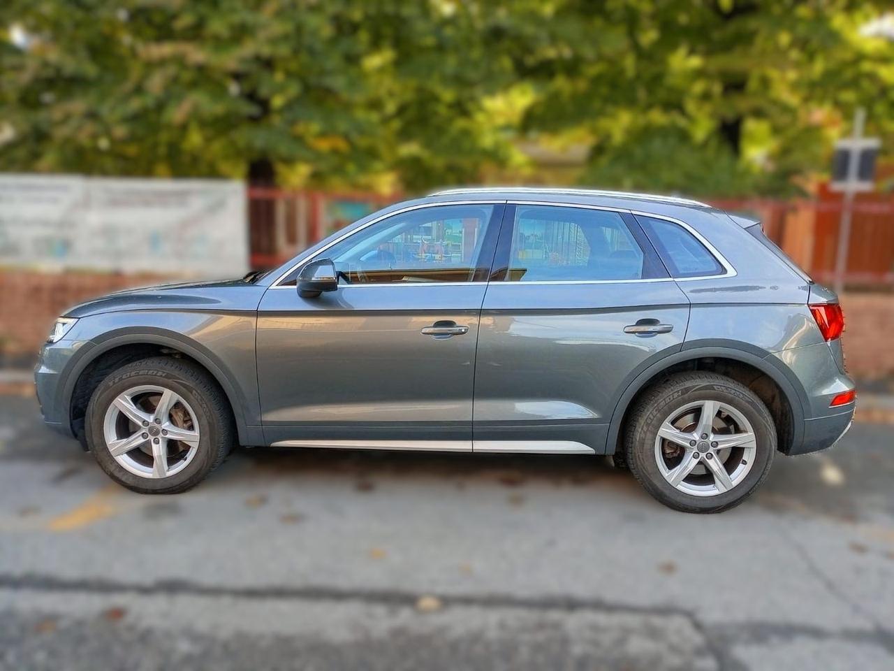Audi Q5 Business Sport 2.0 40 TDI #7006