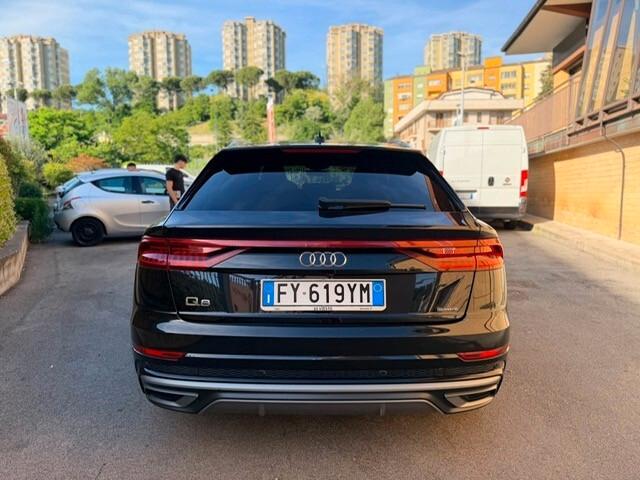 Audi Q8 50 TDI 286 CV quattro tiptronic Sport