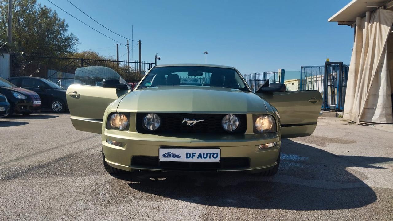 Ford Mustang '15-'24 - 2011