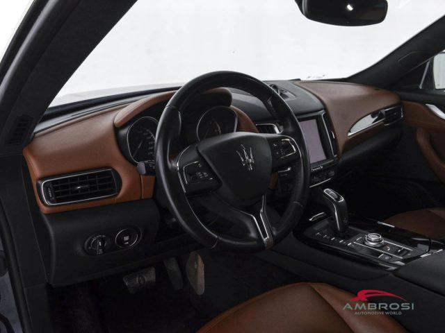 MASERATI Levante Levante V6 AWD Granlusso