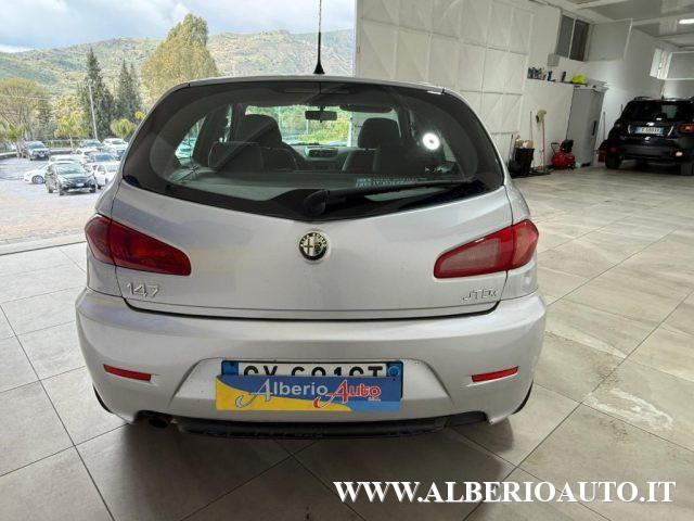 ALFA ROMEO 147 1.9 JTD (120) 5 porte Distinctive