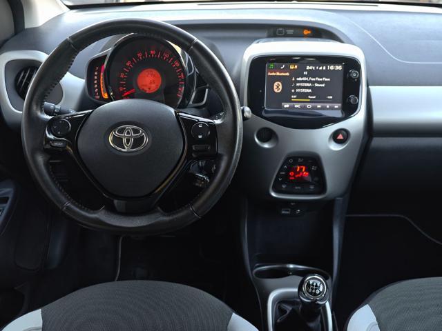 TOYOTA Aygo 1.0 VVT-i 69 CV 5 porte x-cool