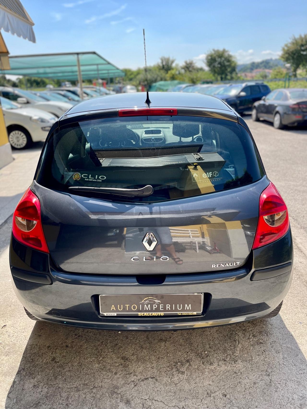 Renault Clio 1.4 72kw Luxe OK NEOPATENTATI UNIPROP