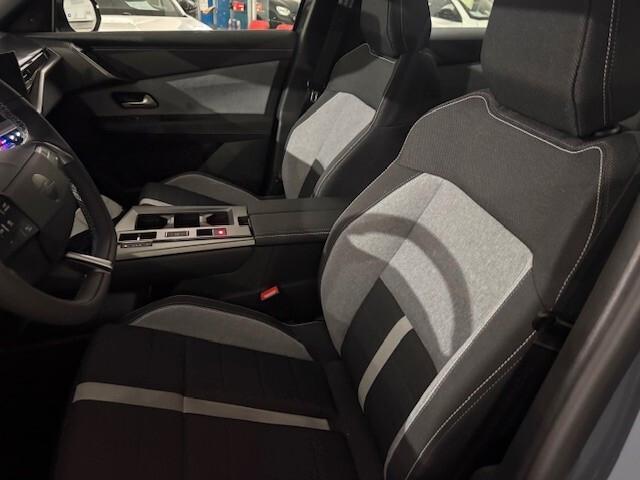 Opel Grandland Hybrid 145 CV DCT6 Edition