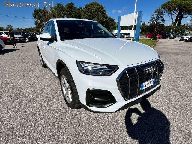 AUDI Q5 Sportback 40 2.0 tdi Advanced 4x4 s-tronic GN868TR