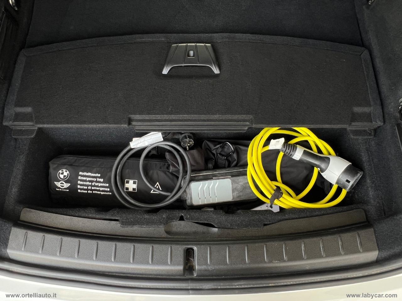 BMW 225xe Active Tourer iPerf.Advantage aut.