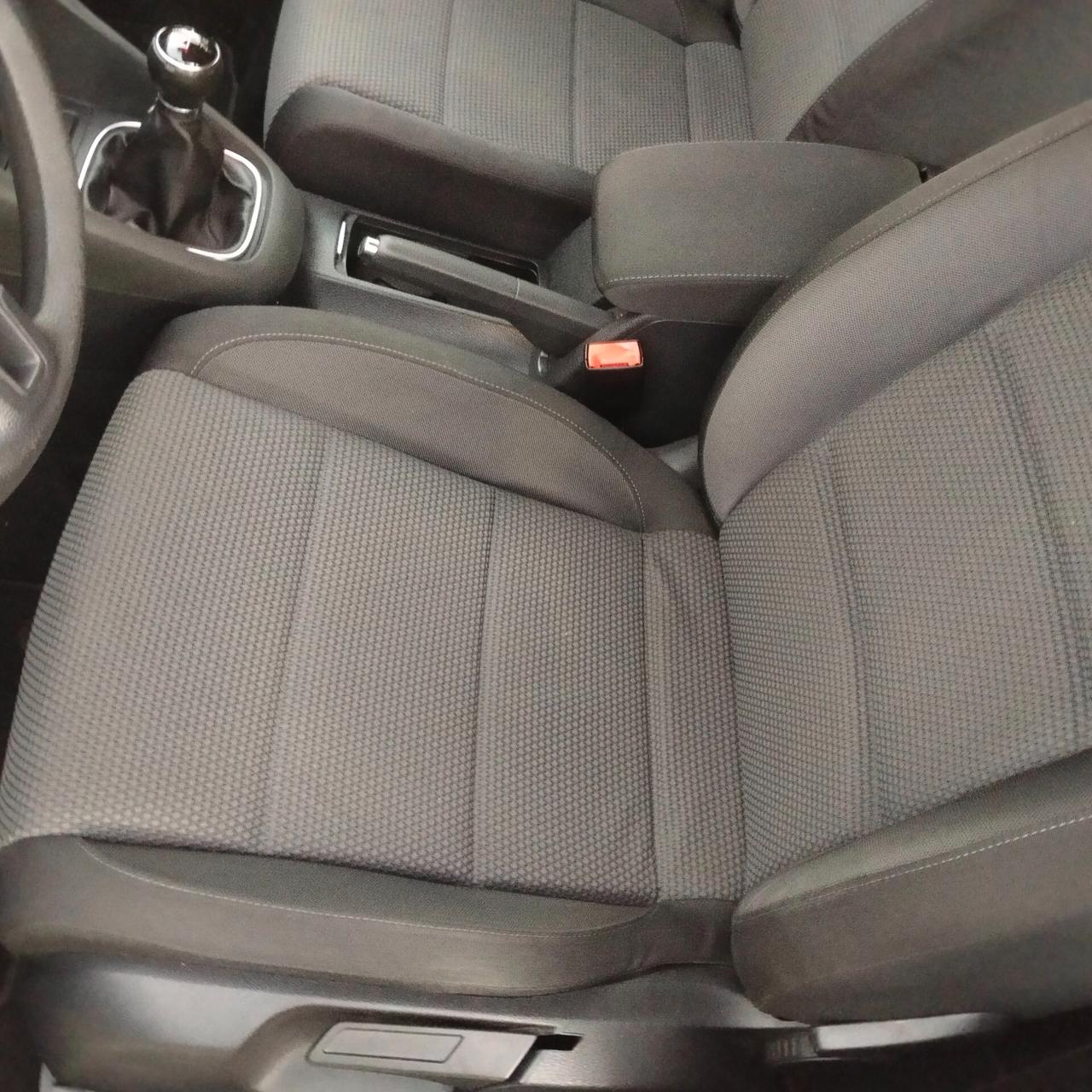 Volkswagen Golf 1.6 5p. Comfortline