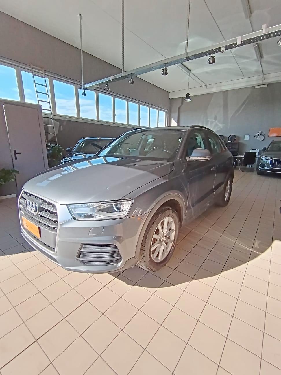 Audi Q3 2.0 TDI 120 CV