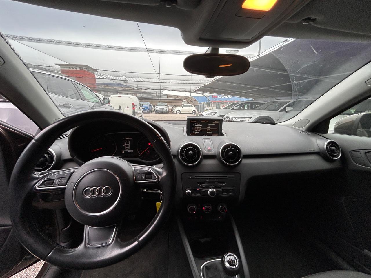 Audi A1 3 Porte A1 1.2 tfsi Admired carr da rivedere