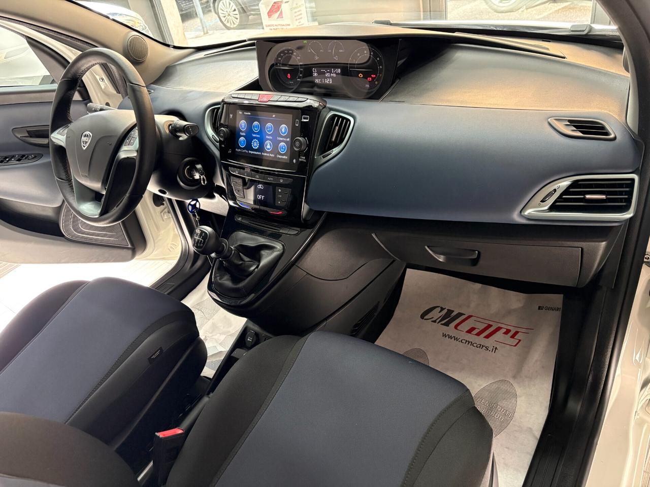 Lancia Ypsilon 1.0 Hybrid 70cv Platino ITALIANA FULL