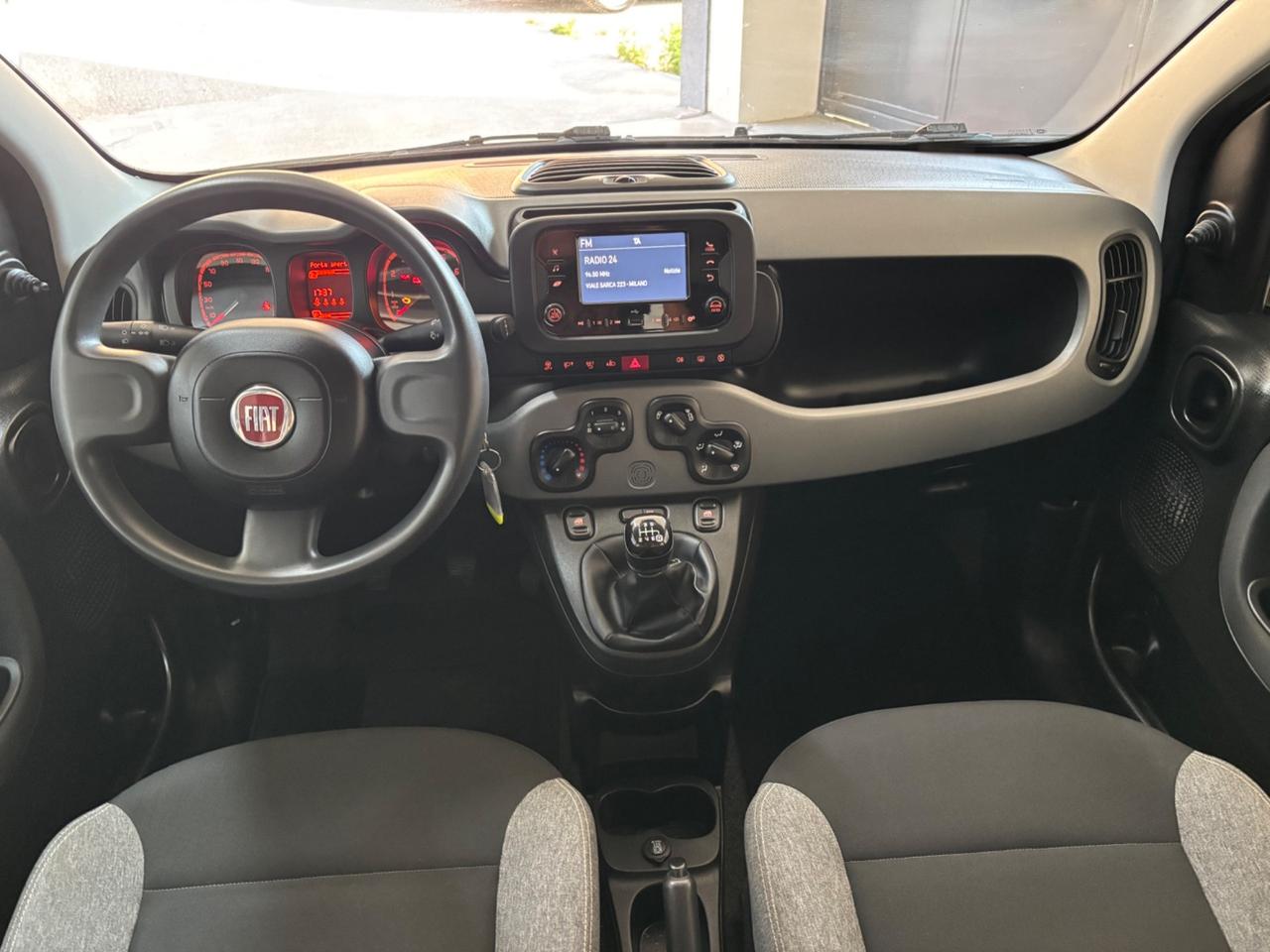 Fiat Panda 1.0 FireFly S&S Hybrid Garmin
