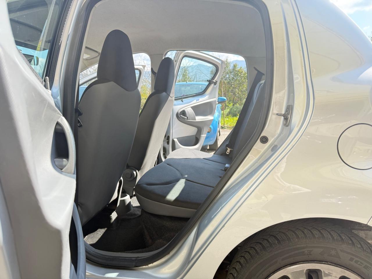 Toyota Aygo 1.0 12V VVT-i 5 porte Now