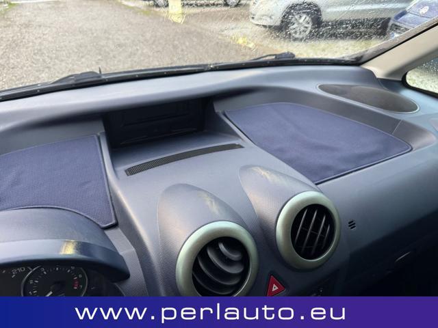 PEUGEOT 1007 1.4 Trendy GPL