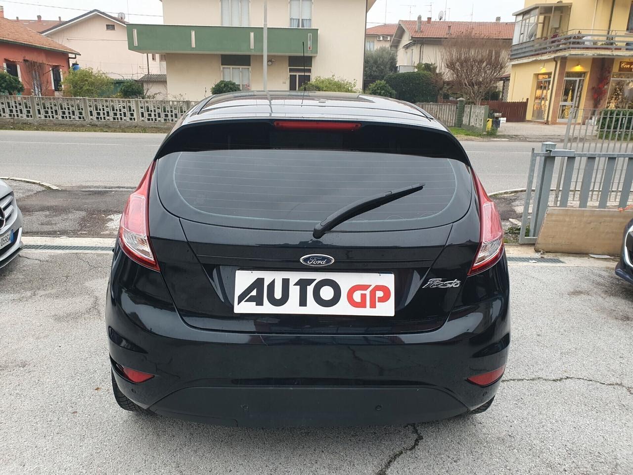 Ford Fiesta 1.5 TDCi 75CV Business Neopatent 2016