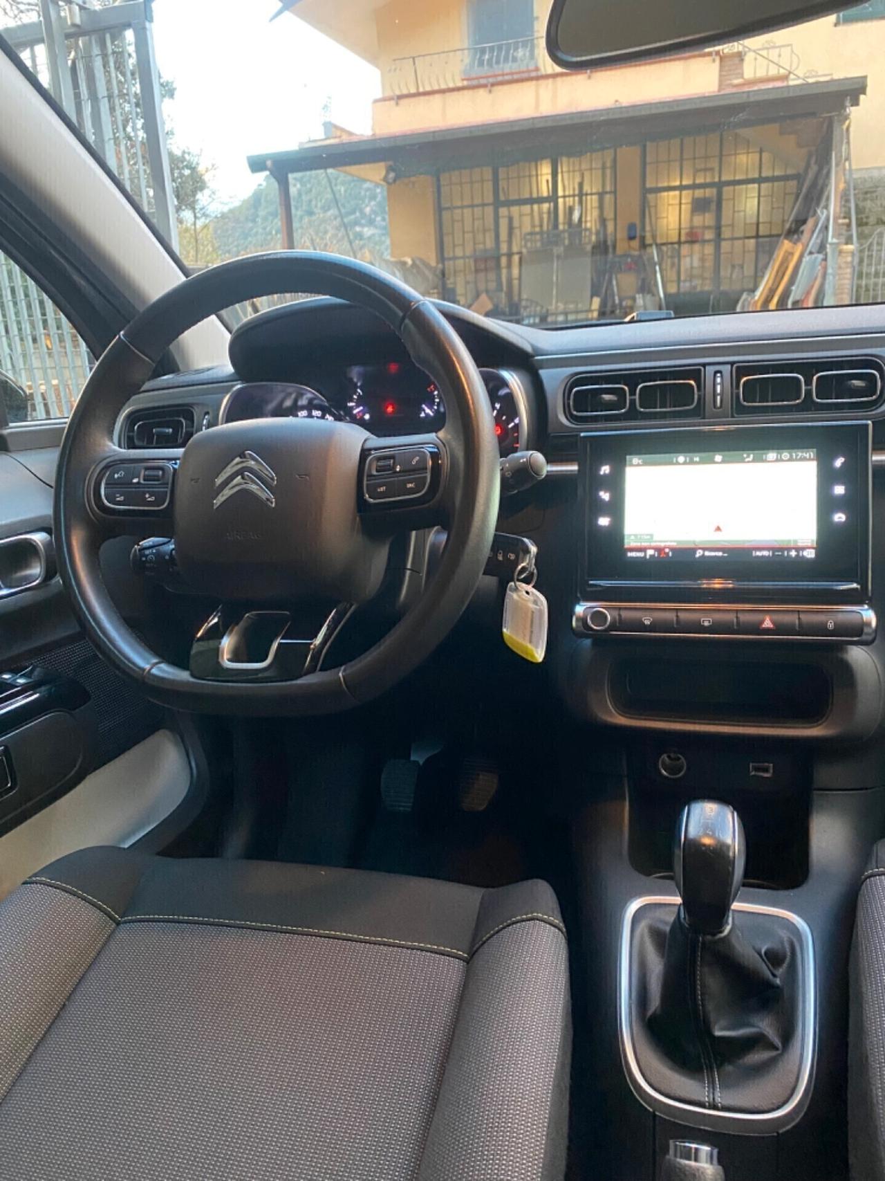 Citroen C3 PureTech 83 S&S C-Series